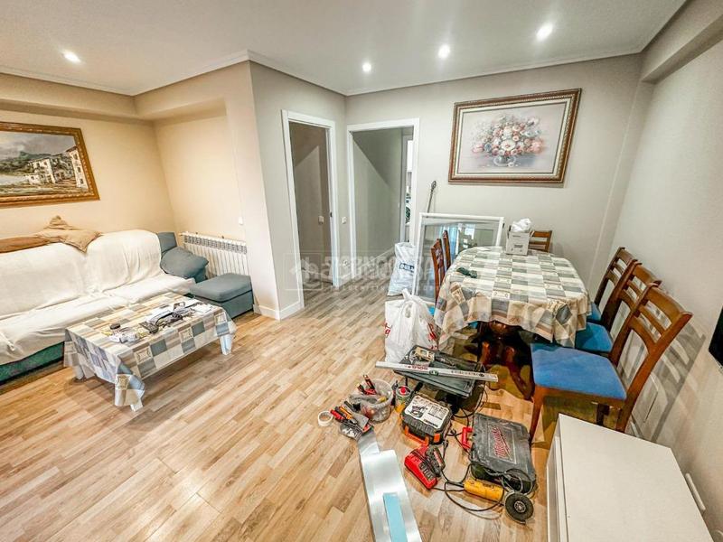 Foto d0cb126b-9b5d-421e-a04c-9cc7bd1fdf08. Piso  en venta en Pintores-Ferial Parla