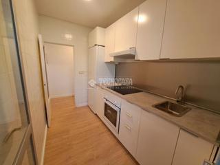 Appartement à Pintores-Ferial. Piso en venta en parla