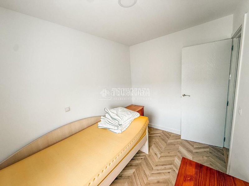 Foto b53a46a4-b410-47b2-8007-e858df94ad8d. Pis a Pintores-Ferial Parla