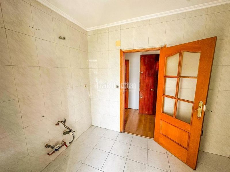 Foto d69b3411-0c03-49e7-9c40-b20c40509128. Piso  en venta en Calle Pinto-San Roque Parla