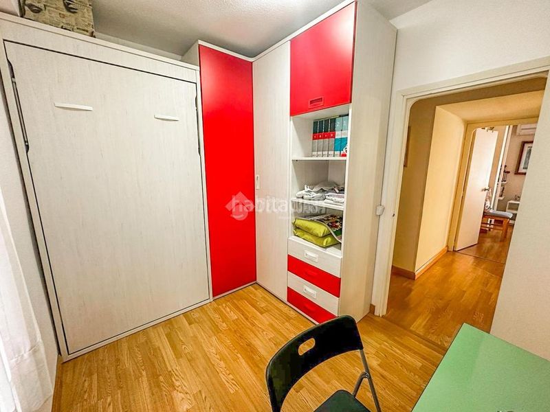 Foto a400e783-8cc0-4370-b9e4-c7d0ddaafb37. Pis amb calefacció a Centro Parla