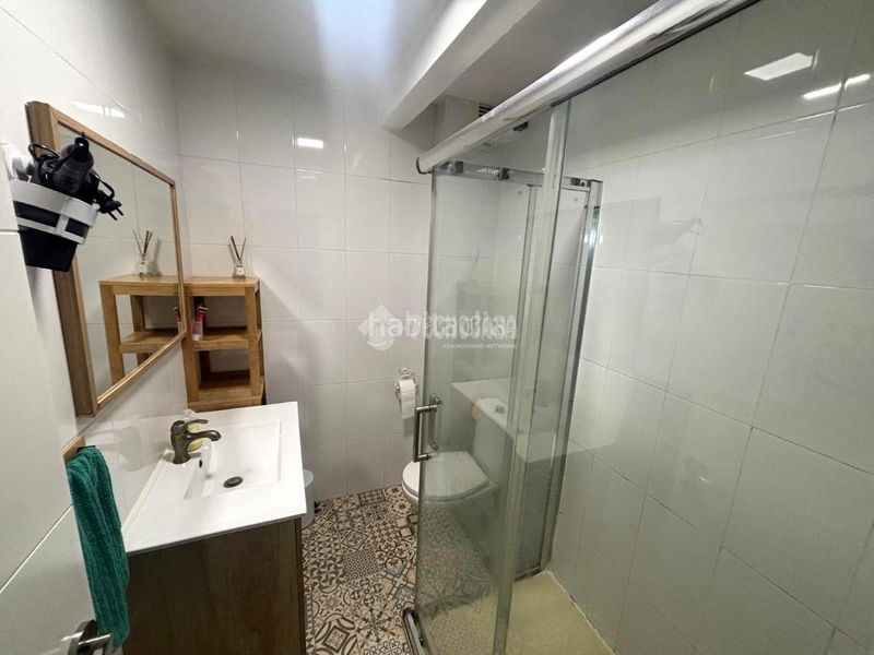 Foto 2d211c14-a4f6-4a8e-8b32-423506838092. Pis a Pintores-Ferial Parla