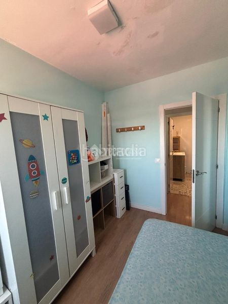 Foto 54f84e2a-2583-4243-b2e8-2848f93cc1c8. Pis a Pintores-Ferial Parla
