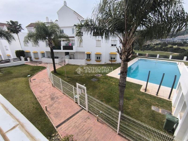 Foto c33f6832-203d-40c5-9ab1-896667fdf9b0. Pis amb aparcament a Valle Romano Golf Estepona