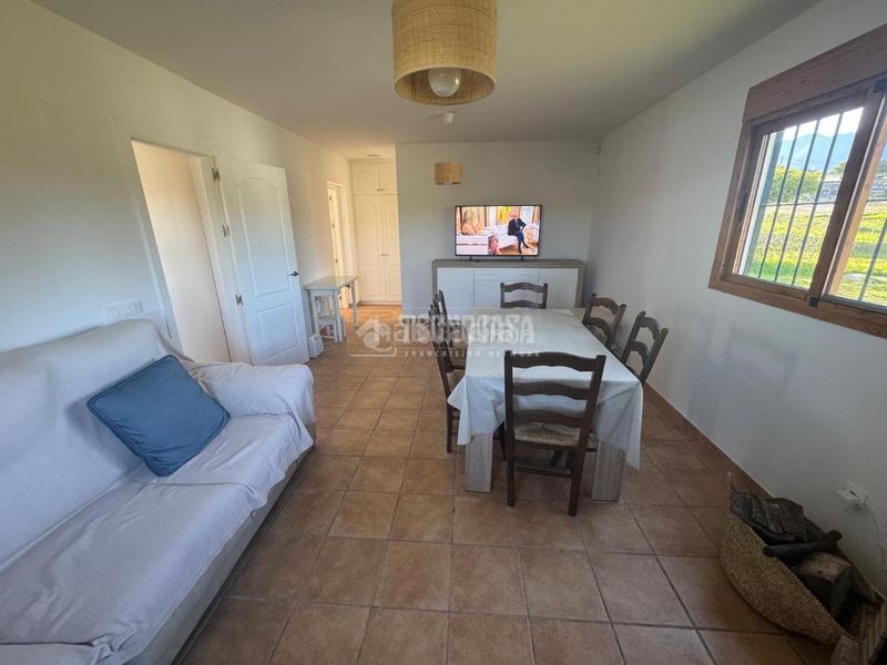 Foto ef12ba18-f577-4b95-8c79-82c584d0bd4e. Masia a Parque Central Estepona