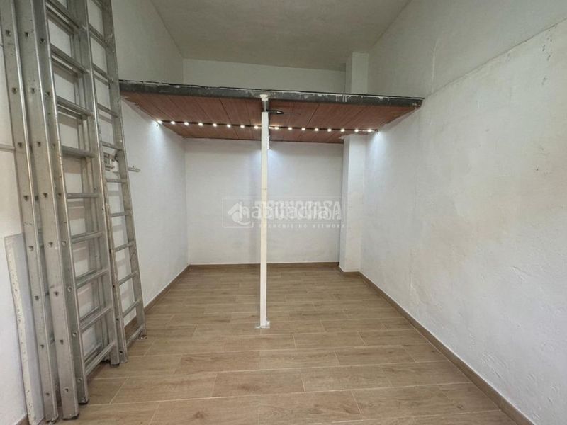 Foto 2b0de2dd-cc82-425a-b83f-9f233a3b3a0f. Pis a sierra de Estepona - avda. de andalucía Estepona