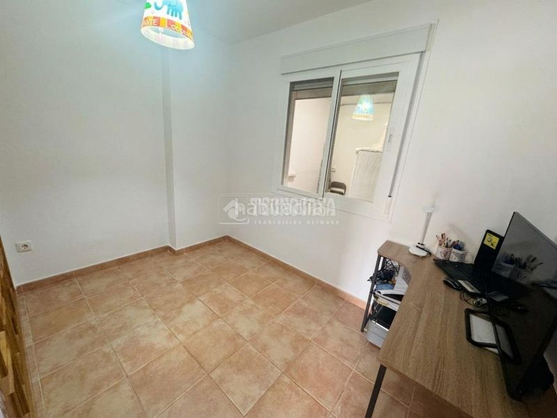 Foto 6c17940d-9ed7-4d3a-a6f7-16b794d9c09b. Pis a sierra de Estepona - avda. de andalucía Estepona