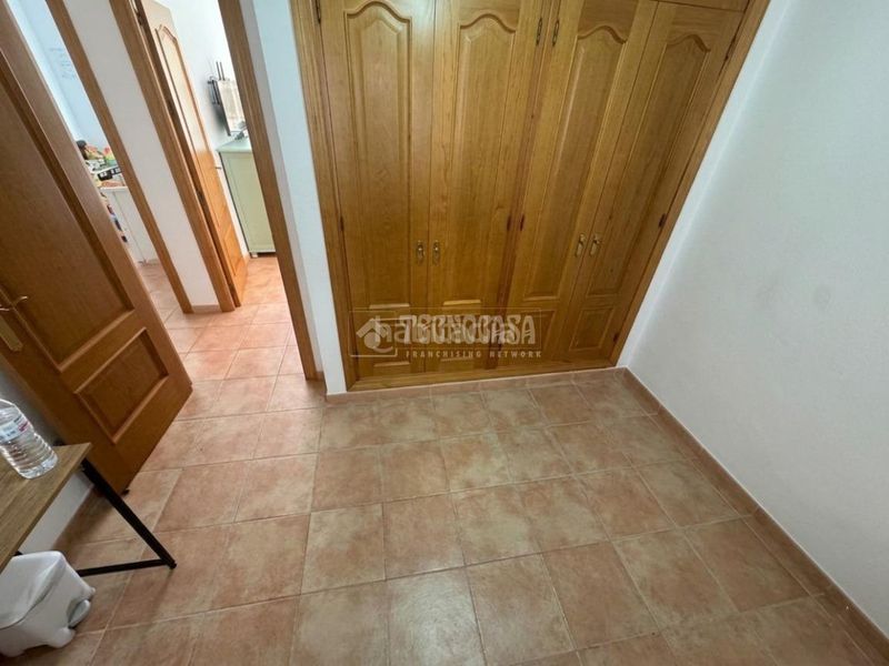 Foto 87bef530-3ada-4779-9be9-06f30f850a9b. Pis a sierra de Estepona - avda. de andalucía Estepona