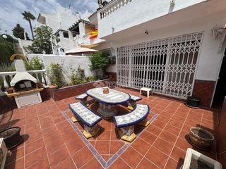 Haus in Seghers. Casa en venta en estepona