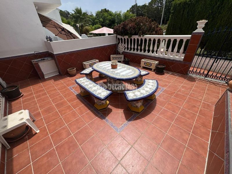 Foto 474ae427-9f3e-433f-a692-07d32feaa753. Casa amb aparcament a Seghers Estepona