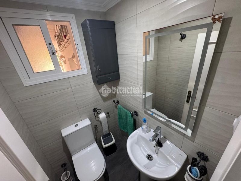 Foto 5ec22e94-016f-423c-8427-4cf49f060a01. Casa amb aparcament a Seghers Estepona