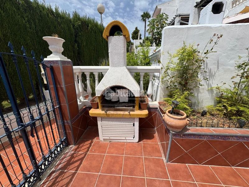 Foto 912df485-121b-4c1d-adb6-0fbf6a09beff. Casa amb aparcament a Seghers Estepona