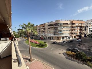 Pis a Parque Central. Piso en venta en estepona