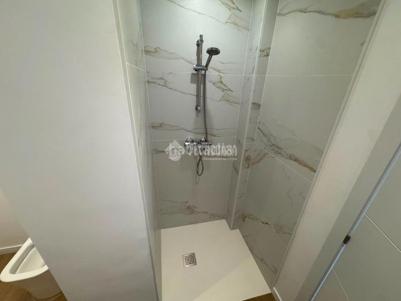 Foto f521c543-3e17-42b8-a9b5-61c657fa7279. Pis a Los Llanos Estepona