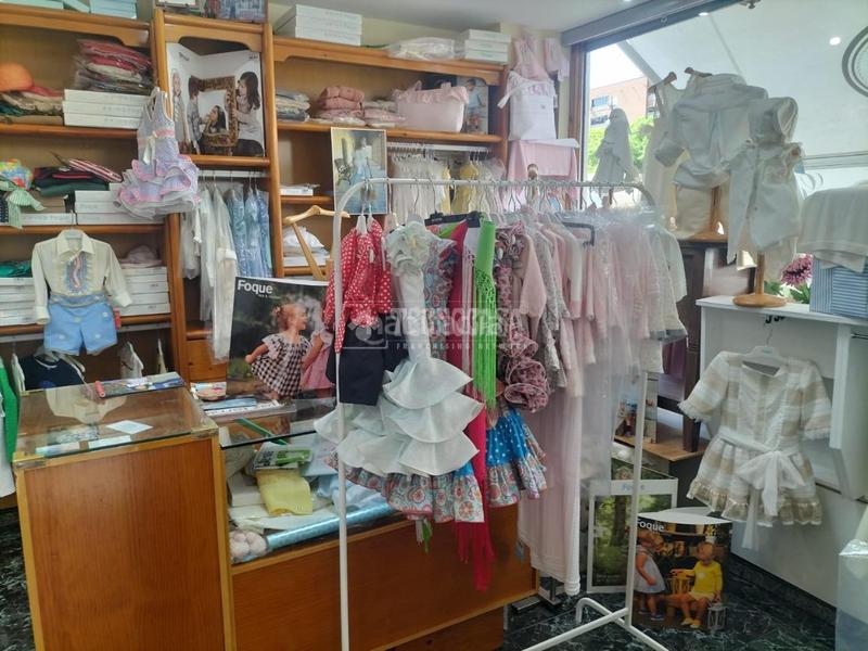 Foto 81a87cad-865a-47dd-811e-b0e3a0aa50ff. Alquiler local comercial tienda en alquiler en Parque Victoria Eugenia Málaga