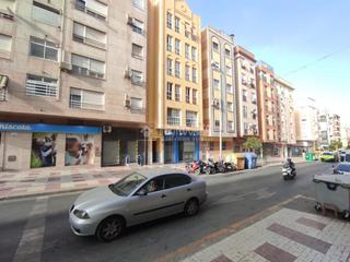 Appartement à Parque Victoria Eugenia. Piso en venta en málaga