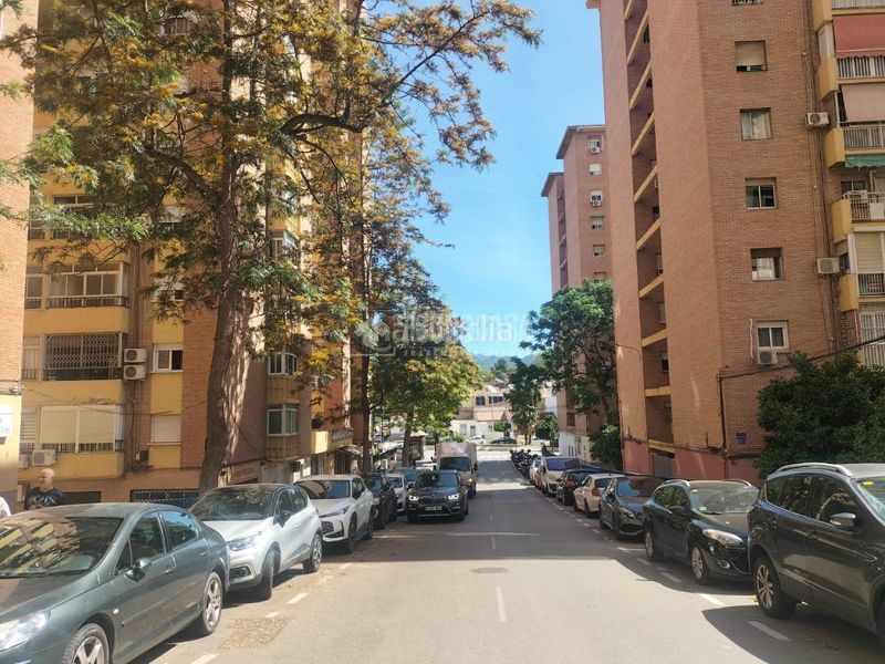 Foto e82a8132-b54c-4574-87c0-2311dda7b7f5. Pis a Parque Victoria Eugenia Málaga