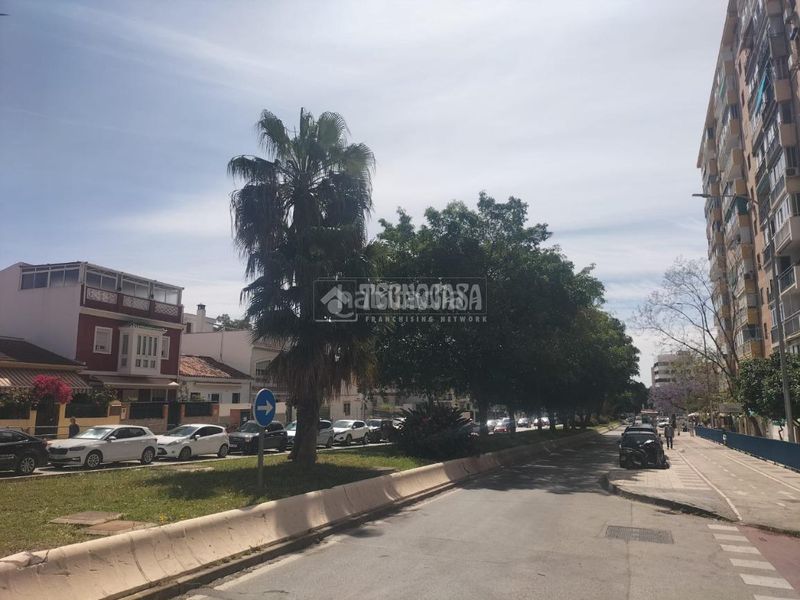 Foto fa7c1ac7-4712-4b3a-b3f0-bd6c085164dd. Pis a Parque Victoria Eugenia Málaga