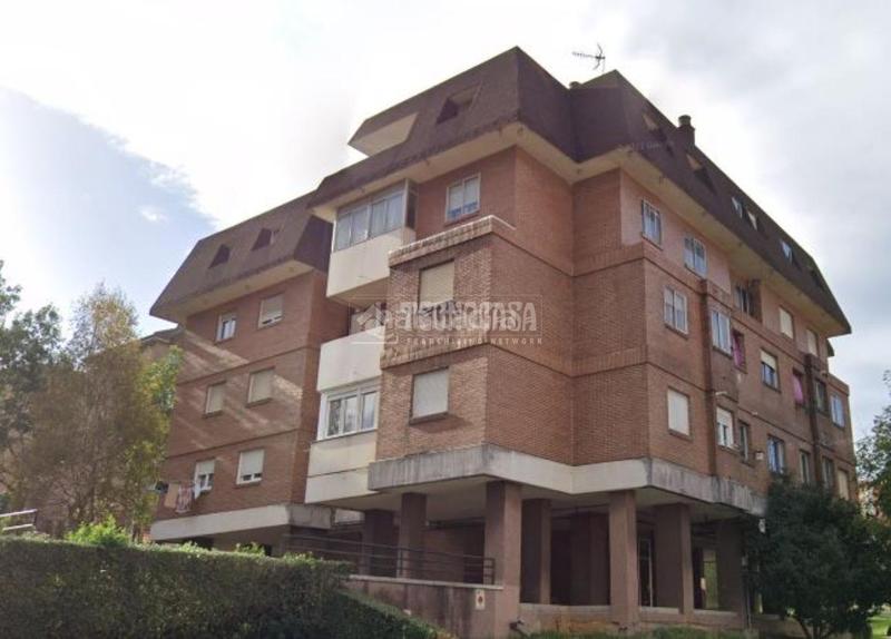Foto 11055d54-58f2-4e4f-a484-57b292e27b3a. Piso  en venta en Alisal - San Román Santander