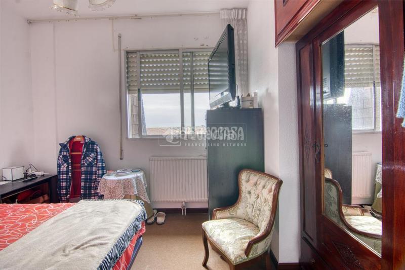 Foto 204ee20f-4244-42e9-b01f-b3ae2d3d782e. Piso  en venta en Alisal - San Román Santander