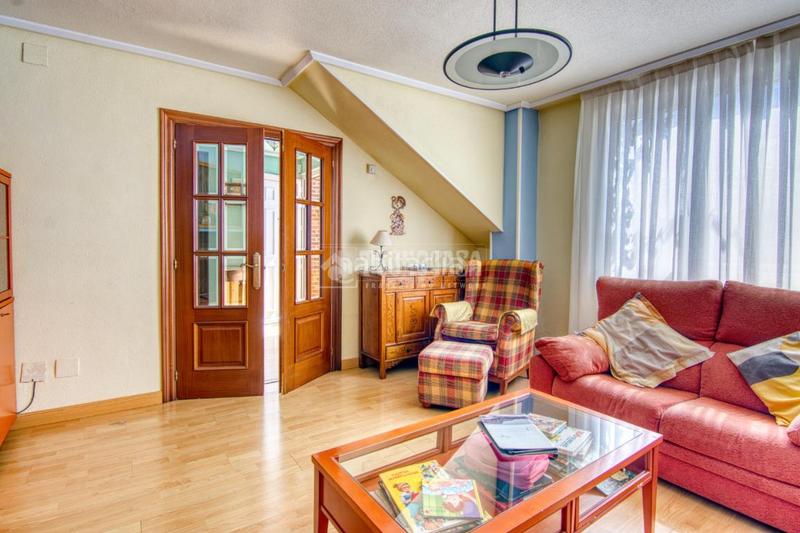 Foto 395af13e-be1a-4e8d-afb8-7e73511a1c88. Casa  en venta en santander en Sancibrián Santa Cruz de Bezana