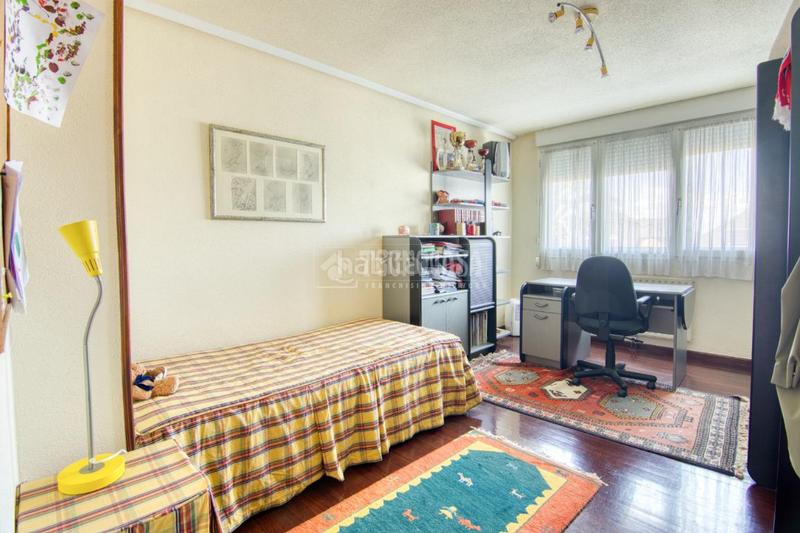 Foto 5222cd99-4a99-4c1c-8577-36b79cbc12d3. Casa  en venta en santander en Sancibrián Santa Cruz de Bezana