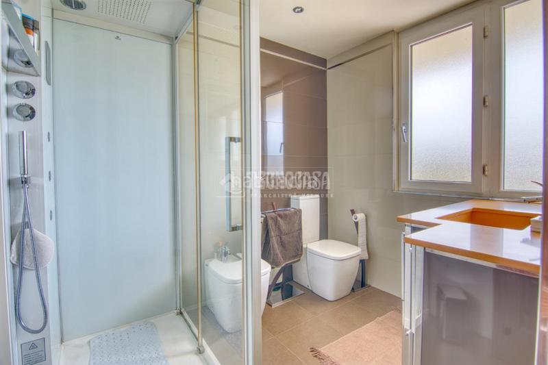 Foto a26901a2-29db-448d-9475-522f92bd1805. Casa  en venta en santander en Sancibrián Santa Cruz de Bezana