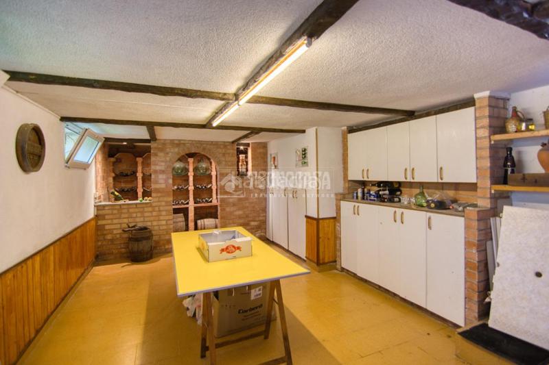 Foto e4f22ce0-6777-4a30-8b2b-55e750c15db1. Casa  en venta en santander en Sancibrián Santa Cruz de Bezana