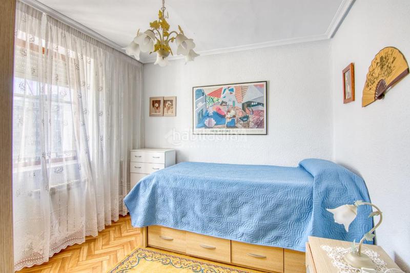 Foto 84965731-8ad4-4abe-ba16-03264a7c3349. Casa amb calefacció aparcament a Alisal - San Román Santander