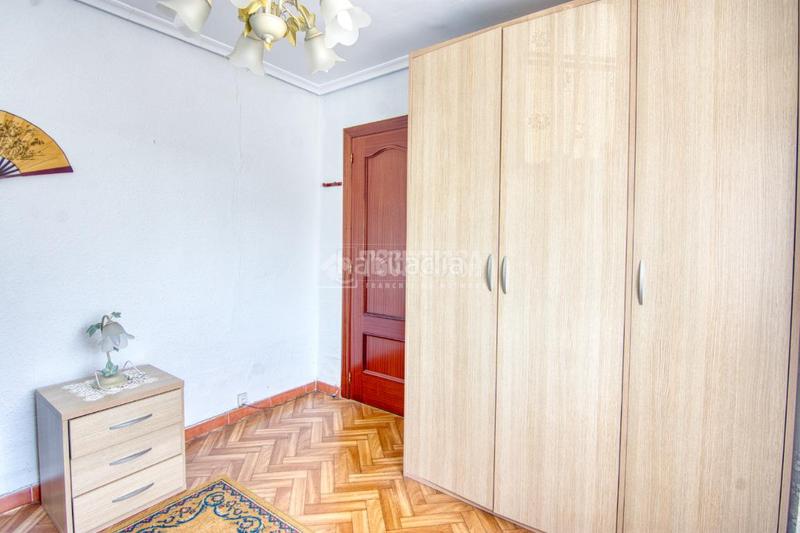 Foto ba4f1cf0-0ec4-4c4e-8f57-0b3ee0bdefe2. Casa amb calefacció aparcament a Alisal - San Román Santander