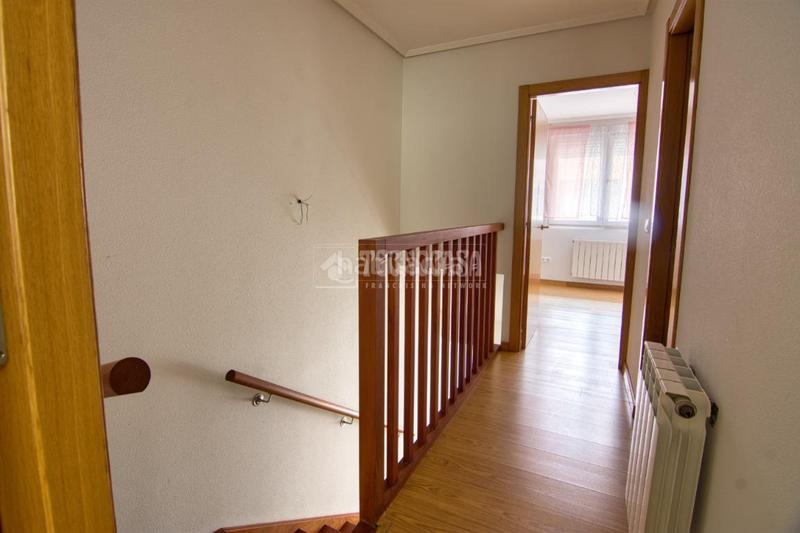 Foto 06e56a1d-8196-426f-baaa-3f434ec512b2. Appartamento con riscaldamento parcheggio in Renedo Piélagos