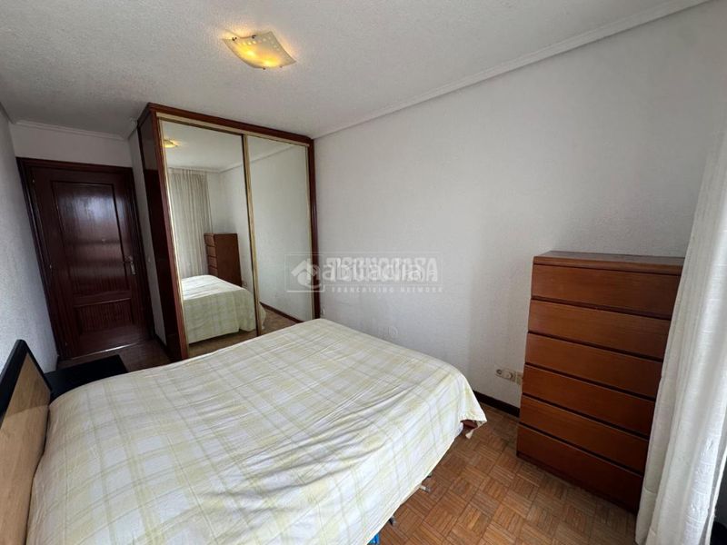 Foto d750ed87-7228-46e4-9824-9133b3d88447. Pis amb calefacció aparcament a Alisal - San Román Santander