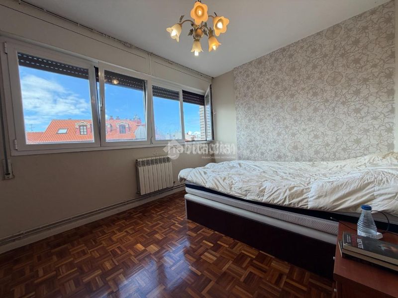 Foto b4df1be6-ad6a-453e-893e-6d150f3011e8. Pis a Centro Castro - Urdiales