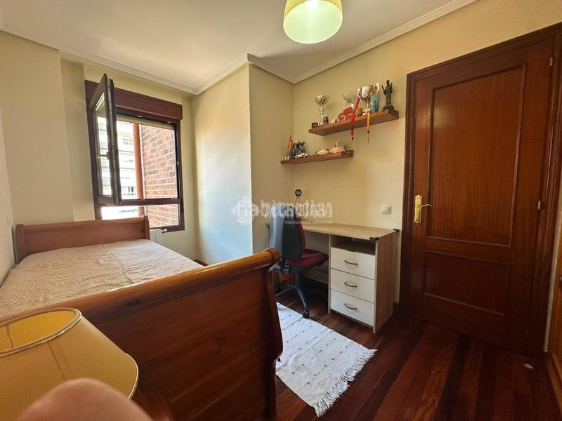 Foto df1a193d-0e4c-4bcc-a5f1-e95b78e1ebbd. Lloguer pis amb calefacció a Alisal - San Román Santander