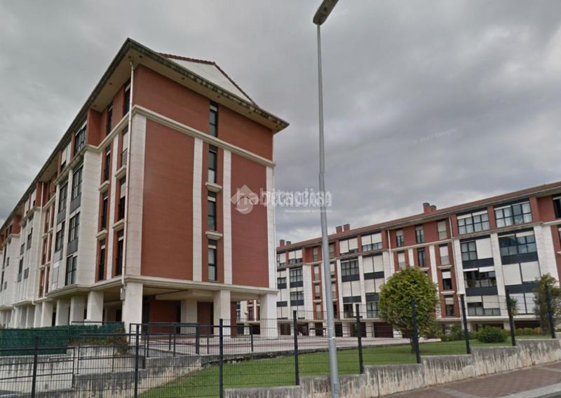 Foto 41bb252c-e414-43f7-8b27-f61c2ecc7f98. Piso  en venta en Alisal - San Román Santander