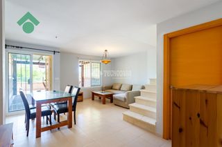 Casa aparellada a Almayate Bajo. Casa en venta en vélezmálaga