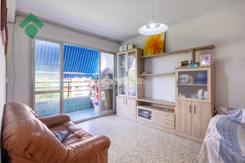 Foto c0b39627-81a6-45d3-b866-6aeb11e9421d. Pis a Centro Torre del Mar