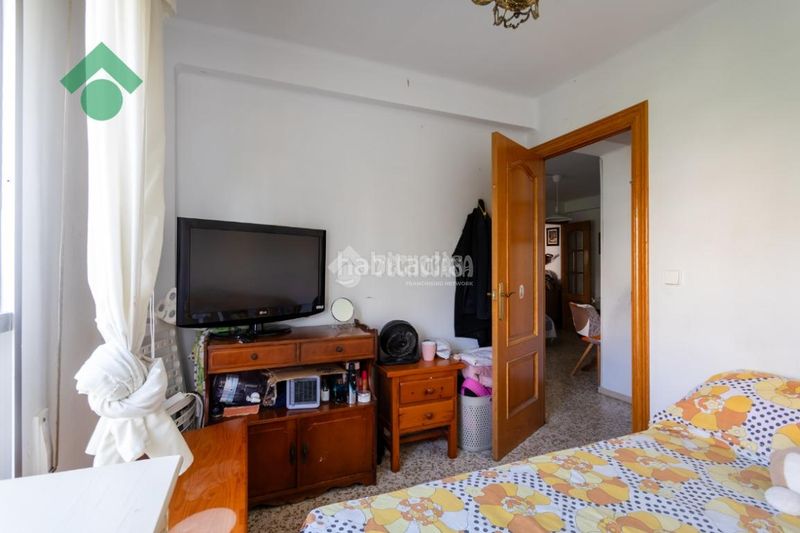 Foto c2e8d4bb-2cd5-4a17-9366-de78f49f5225. Pis a Centro Torre del Mar
