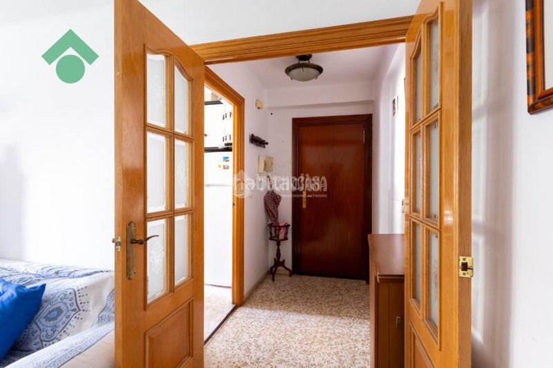 Foto edc40992-1d22-4ea1-ba2f-3ddf0dbba8d5. Pis a Centro Torre del Mar