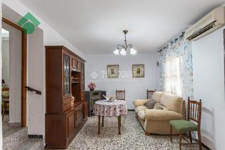 Maison à Arenas. Casa en venta en arenas