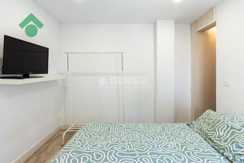 Foto 552b97f7-813b-4a06-916b-0003588b1562. Piso  en venta en torre del mar en Almayate Bajo