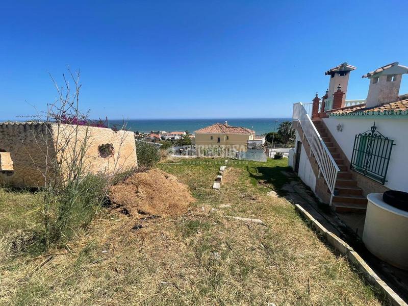 Foto a533ae3d-518f-4bc5-b7a6-b0b3b66f31bc. Fondo rustico in Benajarafe