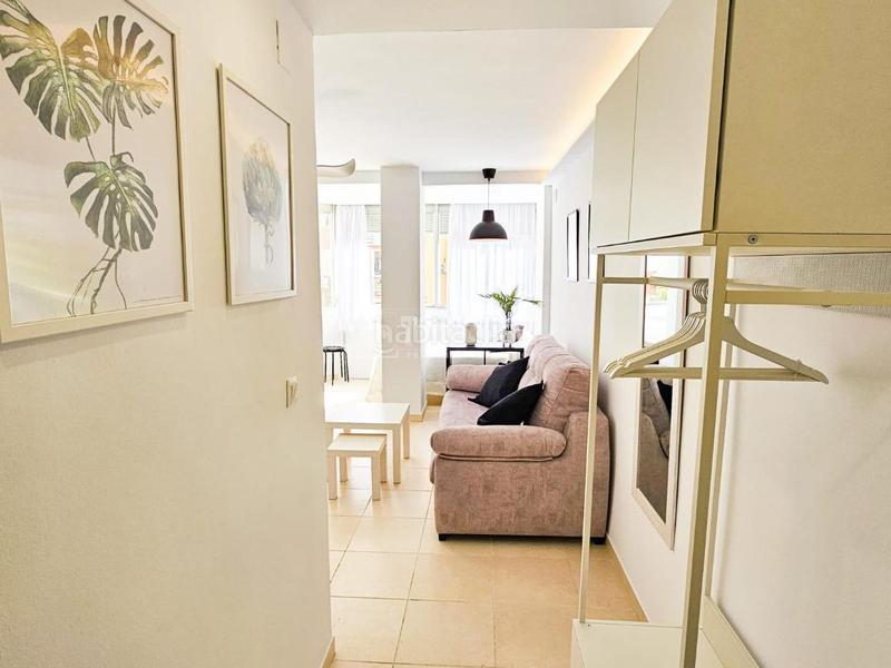 Foto 235fc53b-0b60-4e4e-aa69-238fde230bb4. Estudio piso en venta en Paseo Marítimo de Levante Torre del Mar