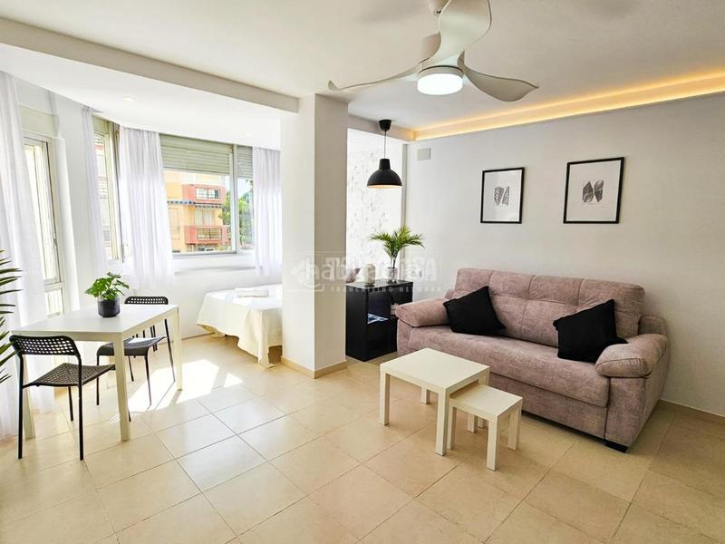 Foto a837cb7b-15b1-49ab-85be-cca625cfad68. Estudio piso en venta en Paseo Marítimo de Levante Torre del Mar
