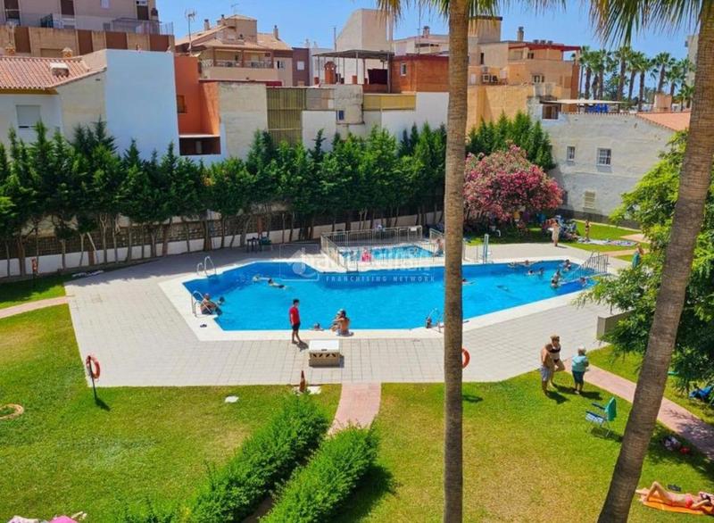 Foto bf429a9d-6775-46cf-92c6-a0150e7920e8. Estudio piso en venta en Paseo Marítimo de Levante Torre del Mar