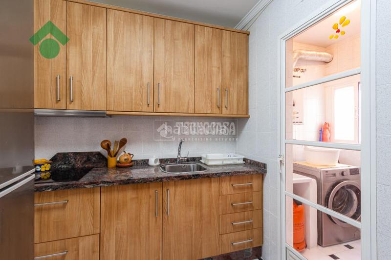 Foto 0dc90bd7-f48d-4bb7-a6c8-feb0dc2e6285. Flat in Centro Torre del Mar