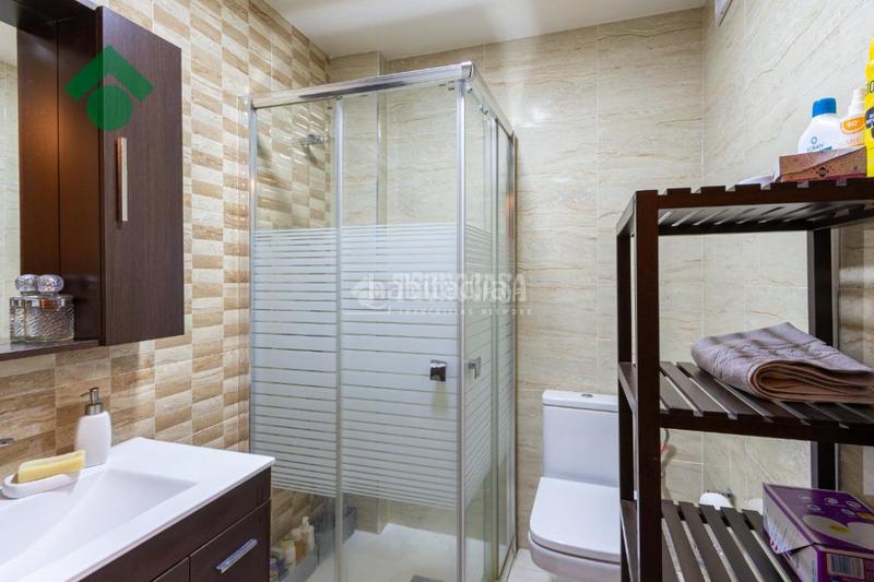 Foto cd89e880-ff76-45e6-bf04-695d7bdb947c. Flat in Centro Torre del Mar