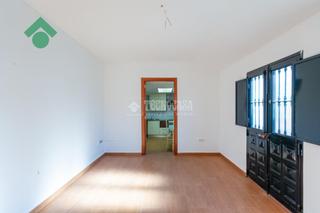 House in Almayate Bajo. Casa en venta en vélezmálaga