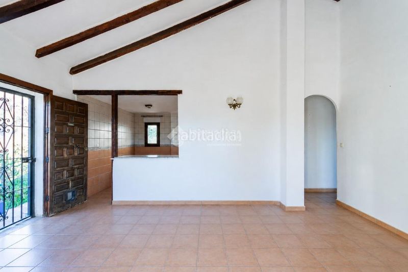 Foto 72caf1d4-8581-4f24-a9e8-f234bb14c962. Casa aparellada a Chilches