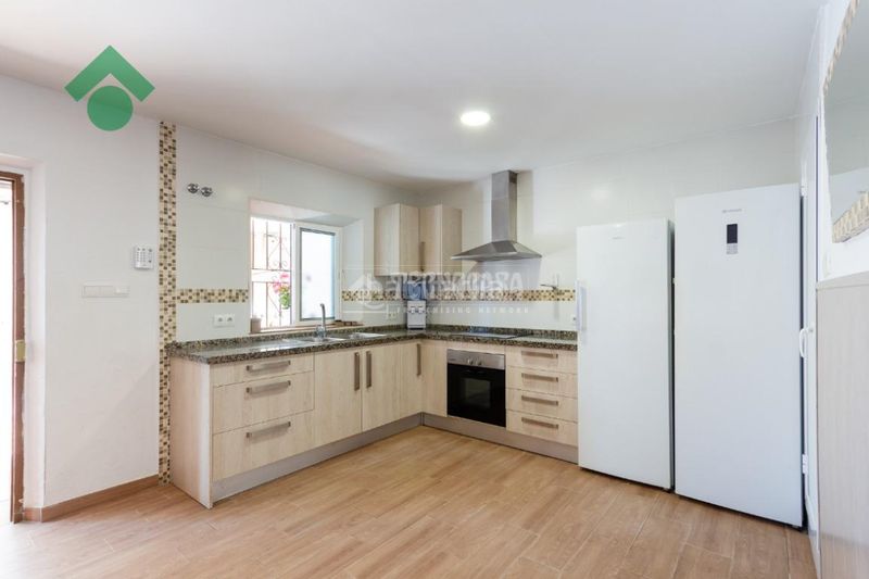 Foto a5974ede-69b4-4041-848f-652719919b12. Casa a Almayate Bajo